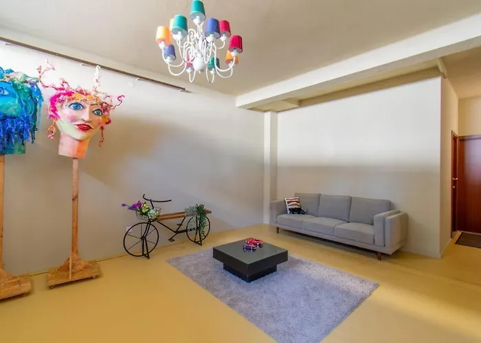 Leote House - Studio 4